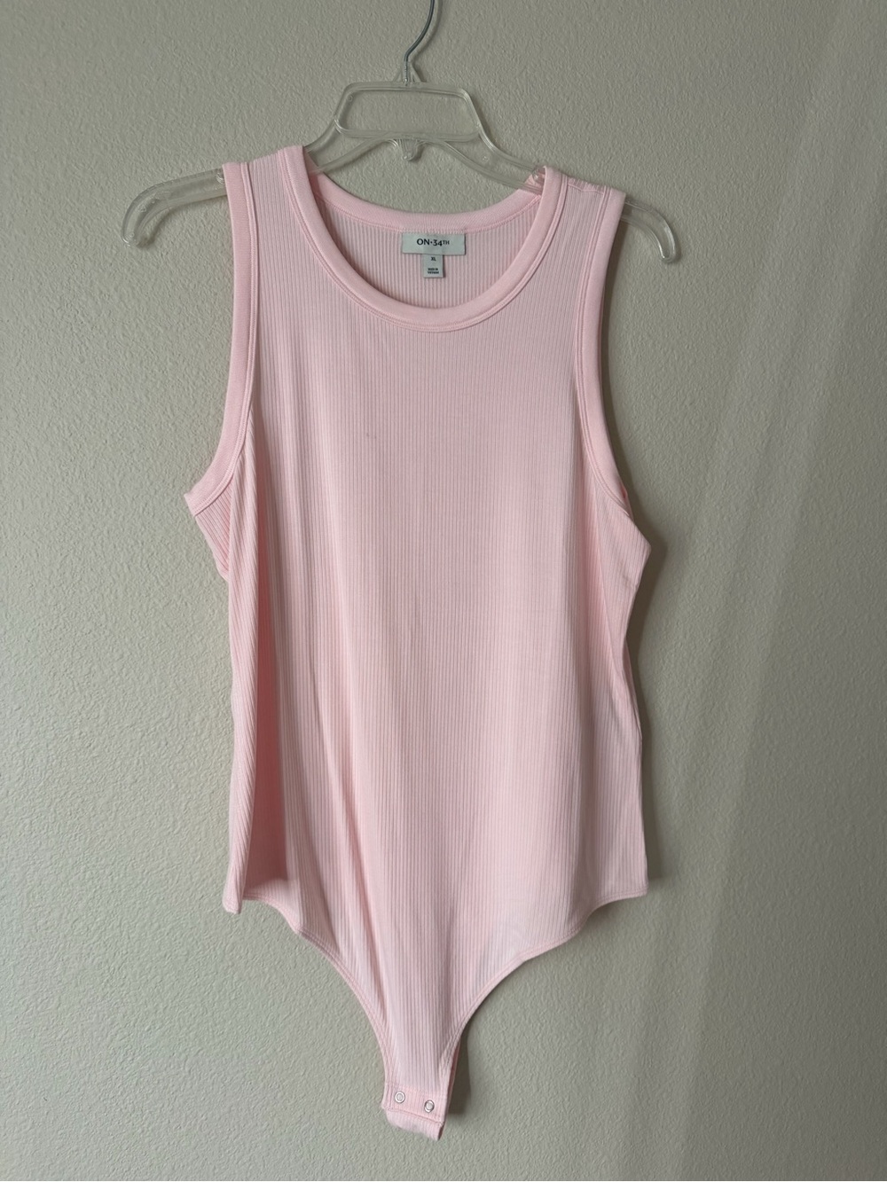 On 34th Bodysuit Tank XL pink